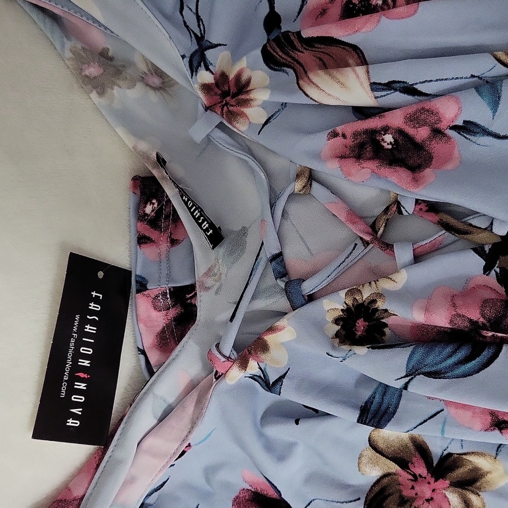Fashion Nova Blue Floral Romper - Picture 9 of 9